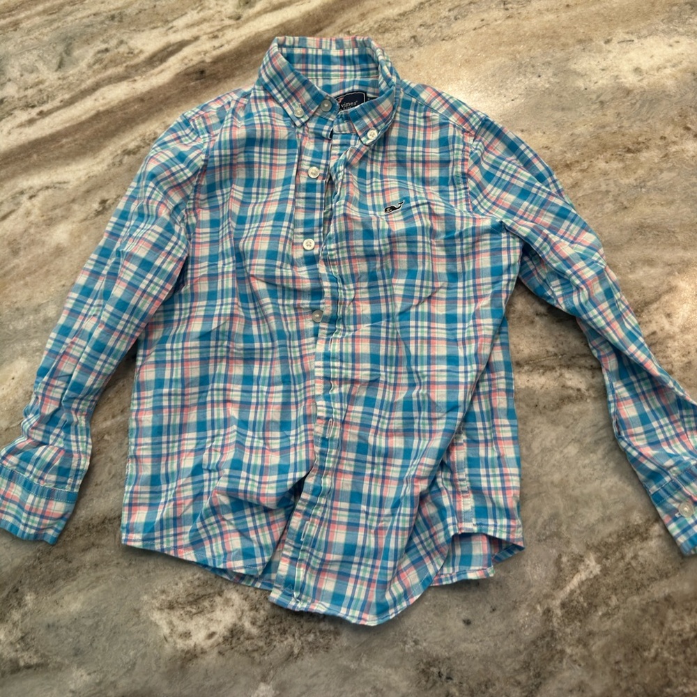 Vineyard Vines boys size 5 button down blue and pink plaid shirt